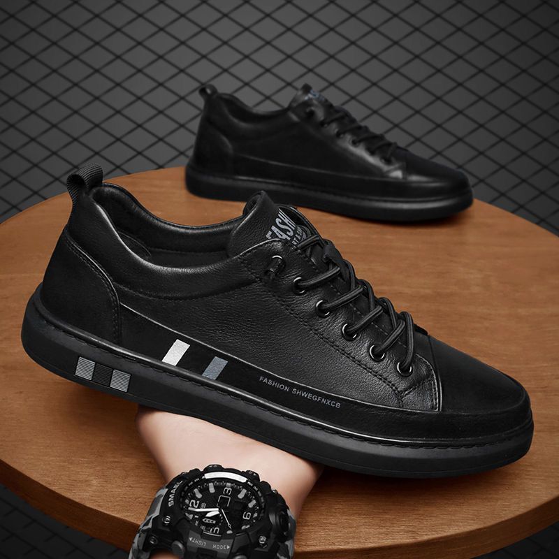 VEIGGARA | Turnschuhe aus echtem Leder ©