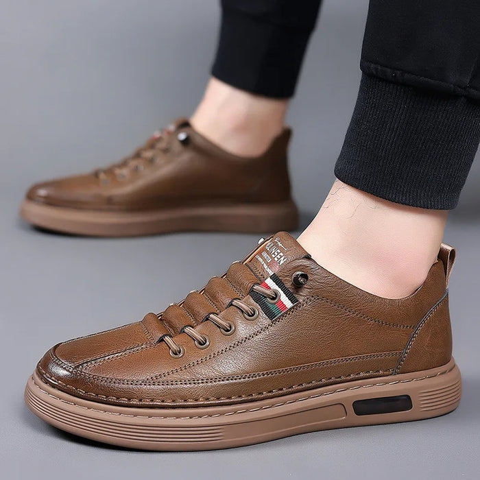 VEIGGARA |  Lässige Turnschuhe aus echtem Leder Vinny